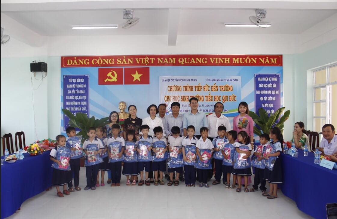 lien hiep cac to chuc huu nghi tpho chi minh co nhieu hoat dong that chat tinh doan ket voi cac nuoc