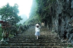 song cham voi 5 ngoi lang co dep tua tranh ve o mien bac