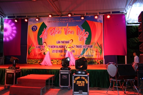 benh vien da khoa huyen bo trach to chuc hoi dien van nghe nhan ngay thay thuoc viet nam
