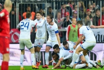 thua mainz 1 2 bayern bi dortmund thu hep khoang cach tren bxh