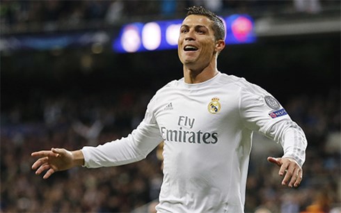 da bai as roma real thang tien vao tu ket champions league