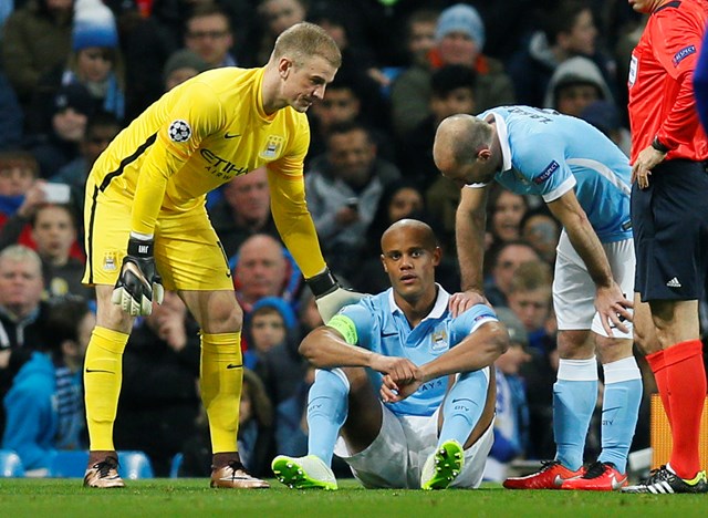 hoa dinamo kiev 0 0 man city lan dau tien vao tu ket