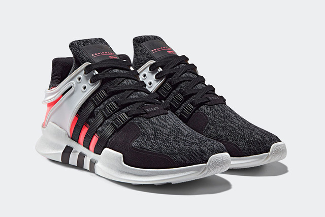 sau 26 nam tro i adidas vua ho i sinh la i doi gia y huye n thoa i da tu ng thay do i ca the gio i tho i trang