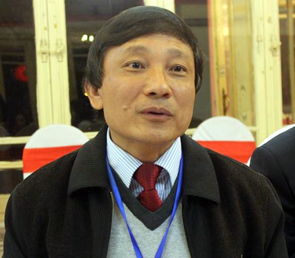 btc le hoi hoa hong bulgaria co ke xau pha hoai hoa roi dua hinh anh xau ve le hoi