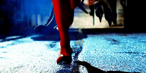 10 canh phim hanh dong neu phan tich se thay cuc ky vo ly chi vi dien vien chinh khong the chet