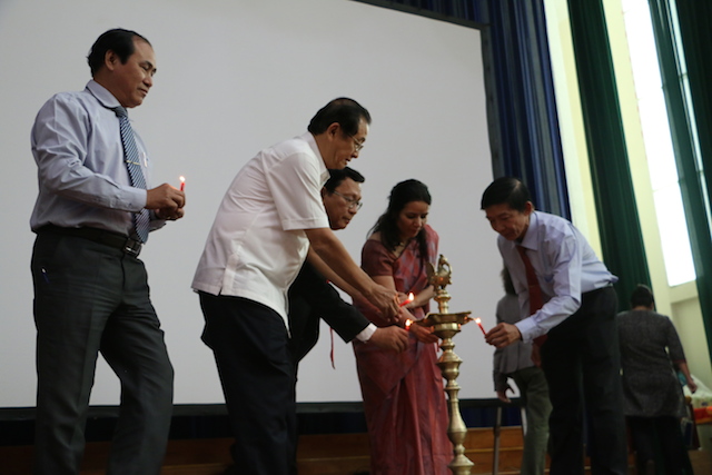 ngay the gioi tieng hindi tang cuong giao luu van hoa viet an