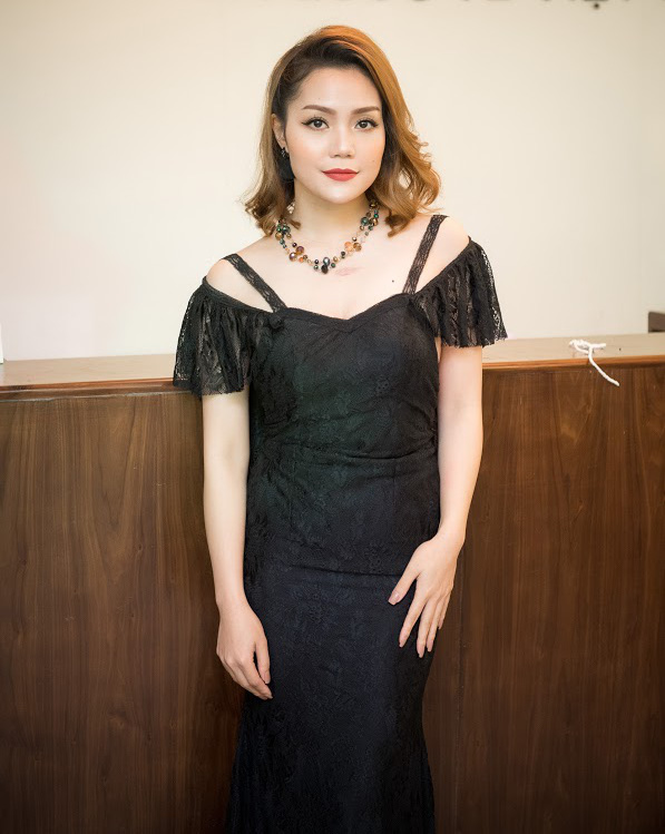 ca si ngoc anh ngay cang xinh dep noi bat