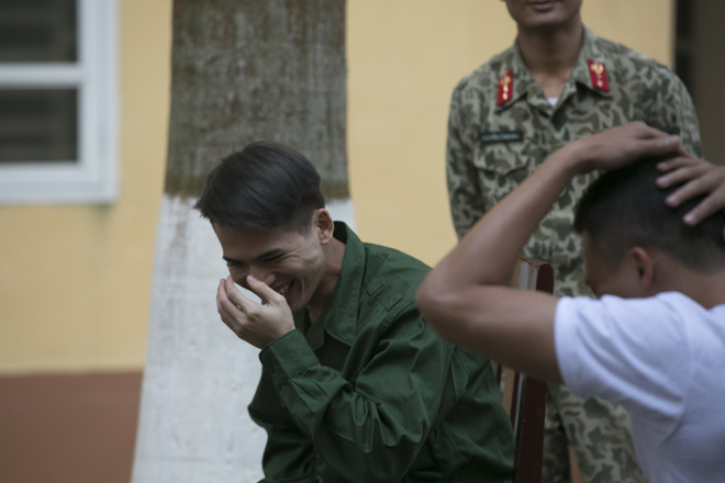 binh an quoc thien xuan phuc kho so trong ngay dau nhap ngu