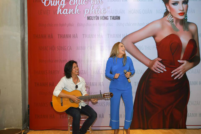 ca si thanh ha rot nuoc mat vi duoc to chuc sinh nhat som