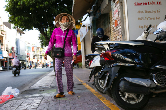 via he sai gon sau khi duoc phan chia bang vach ke nguoi di bo thoai mai dan buon ban hai long