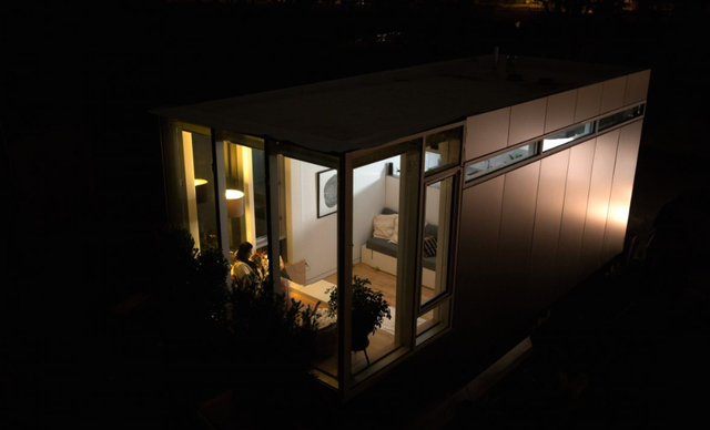 sau 1 nam song trong thung rac nghien cuu sinh dh harvard phat minh ra nha xep khoi xay trong chua day 3 tuan