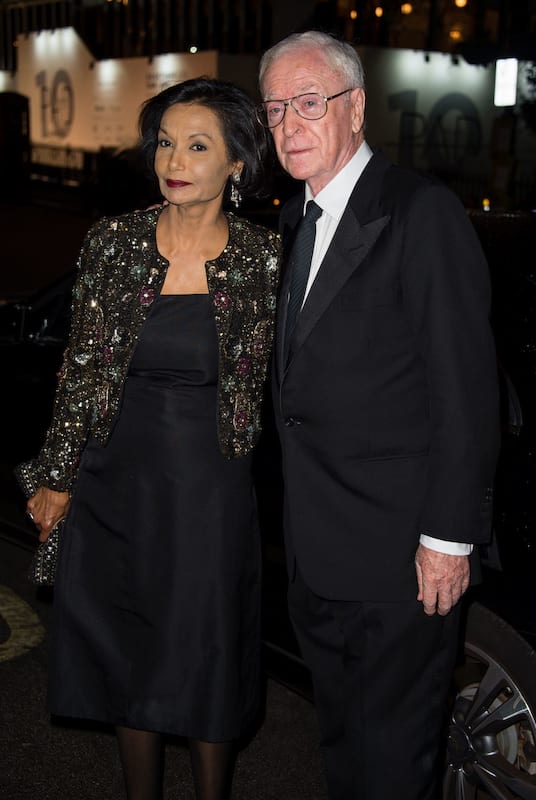 ma c ung thu vi nghie n ruo u va thuo c la cuo c do i qua n gia batman chi co n ti nh tu ng nga y