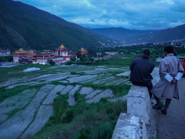 giua vong xoay cuong quay cua cuoc song it nhat hay mot lan den bhutan de co duoc nhung ngay binh di va an yen