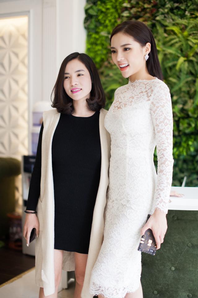 ky duyen lai tiep tuc khien fan hoang mang vi chiec cam dai va nhon bat thuong