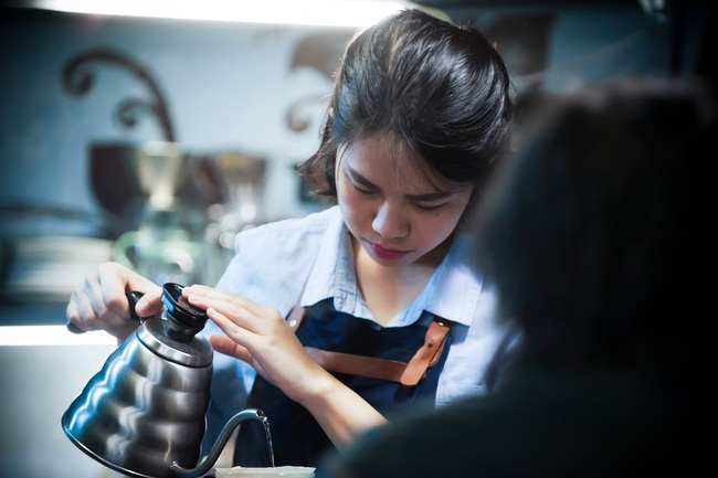 co gai 21 tuoi tu bo nghe y de theo duoi cong viec ai cung nghi chi danh cho dan ong