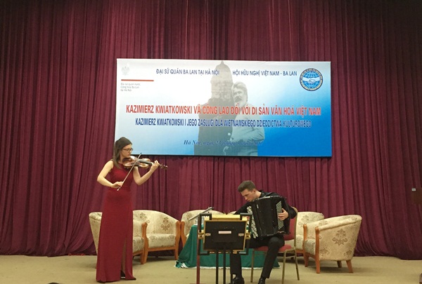 tuong nho nguoi ban lon cua nhan dan viet nam kien truc su kazimierz kwiatkowski
