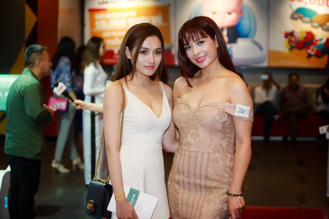 cuu nguoi mau thuy hang gay chu y vi xinh dep va sanh dieu