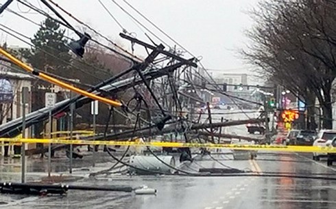 bao lon gay anh huong lon toi khu vuc bo dong nuoc my