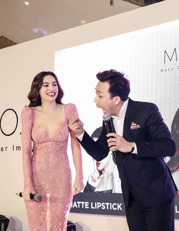 ho ngoc ha mac goi cam cong khai tinh tu voi kim ly truoc dam dong