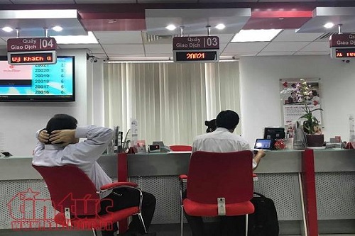 bi tan thu phi khach hang phan van chuyen sang ngan hang dang mien phi