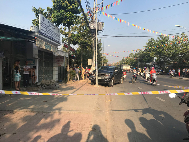 vu chien si csgt bi o to cho thuoc la lau tong vang xuong duong 2 tai xe duong tinh voi ma tuy