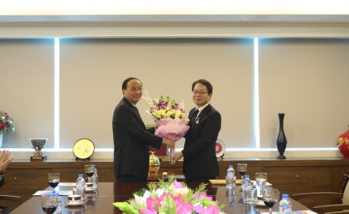 truong dai dien jica viet nam nhan ky niem chuong vi hoa binh huu nghi giua cac dan toc