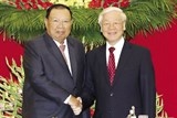 tet cong dong nguoi viet nam tai lao mung dang mung xuan mung dat nuoc no hoa