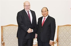 gsts andreas stoffers duc dua ra 6 diem de viet nam vuc day kinh te sau covid 19