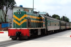 giam 15 gia ve tau dip sau he