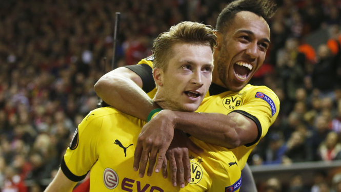 liverpool loi nguoc dong day ngoan muc vao ban ket europa league