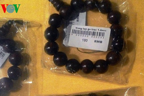 khanh hoa phat hien cua hang niem yet giao dich bang nhan dan te