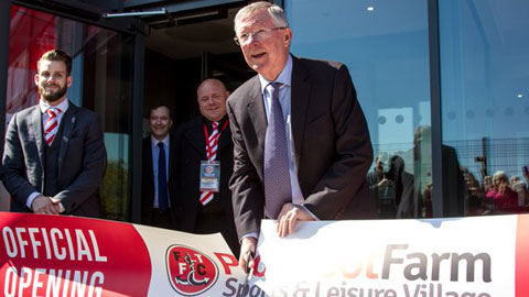 sir alex tiet lo sai lam lon khi dan dat quy do