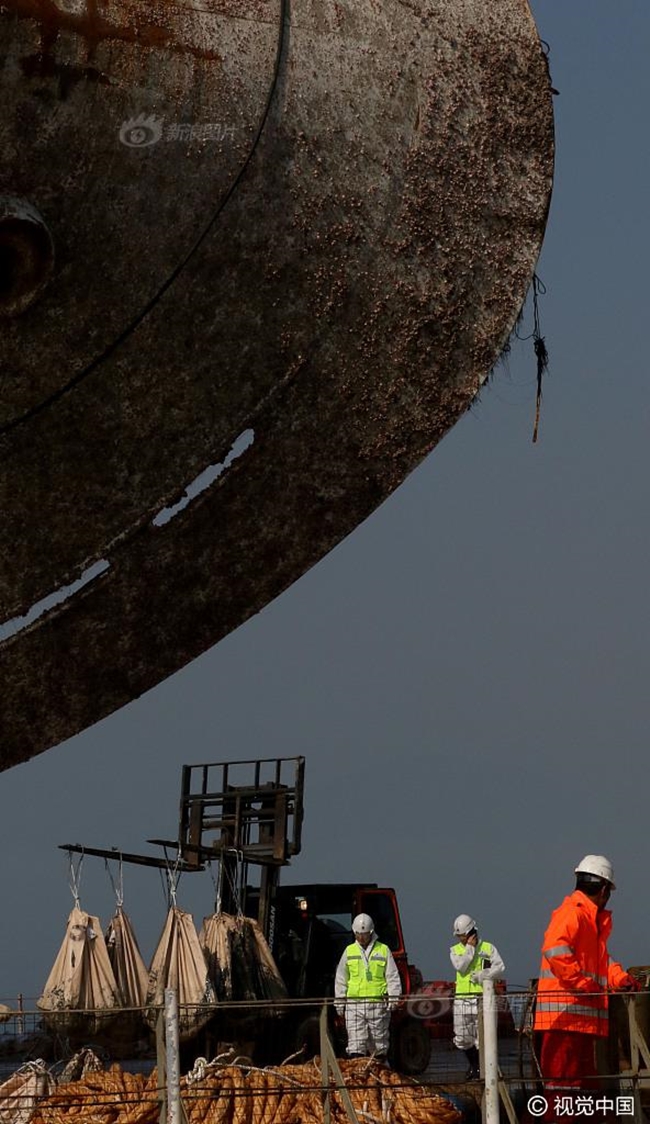 nhung di vat duoc tim thay trong xac pha sewol sau 3 nam chim duoi day dai duong