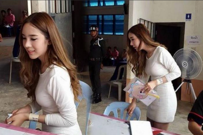 ve dep kho cuong cua nhung bong hong chuyen gioi trong dot tuyen nghia vu quan su thai lan