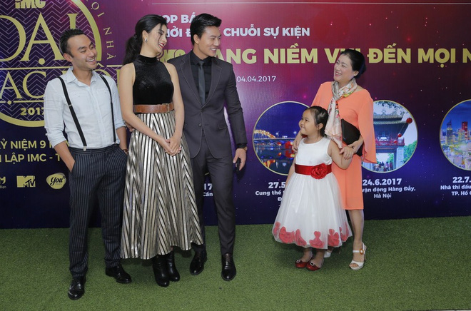 dien vien kim tuyen xinh dep khi di su kien