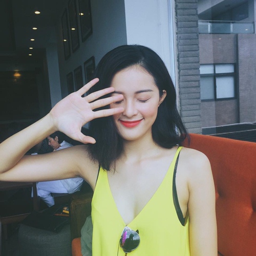 ban gai cuong dola ha vi va cau chuyen quyen duoc xau