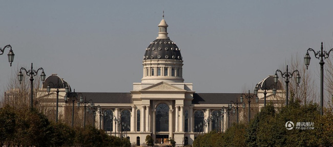 xay nhai nha trang chua du truong dai hoc trung quoc con cho lai ca toa nha quoc hoi my