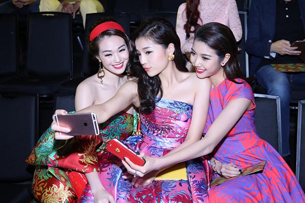 nhom ban than toan my nhan noi tieng cua hoa hau ky duyen