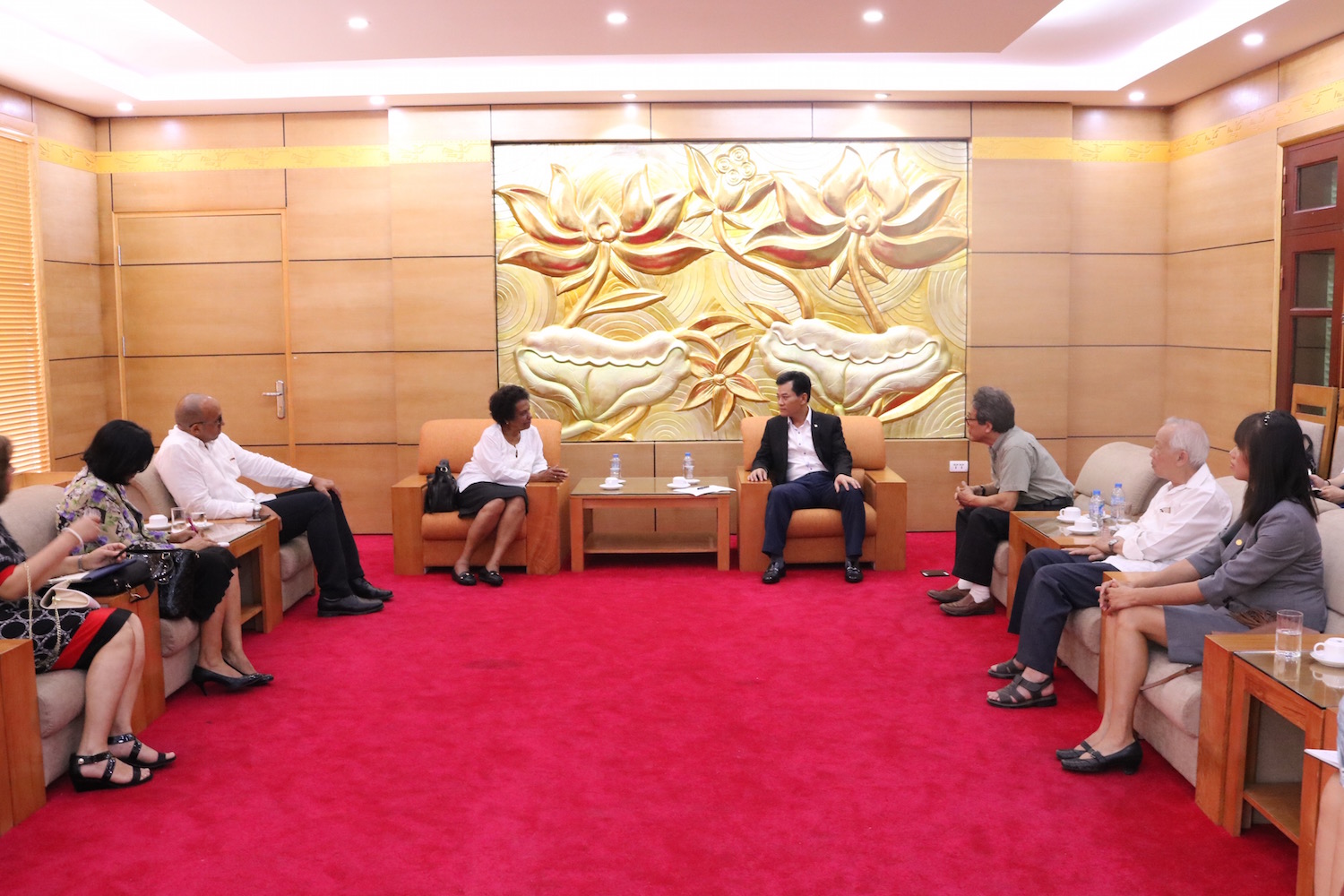 vufo icap khang dinh tiep tuc thuc day doi ngoai nhan dan trong chuyen tham thang 42017