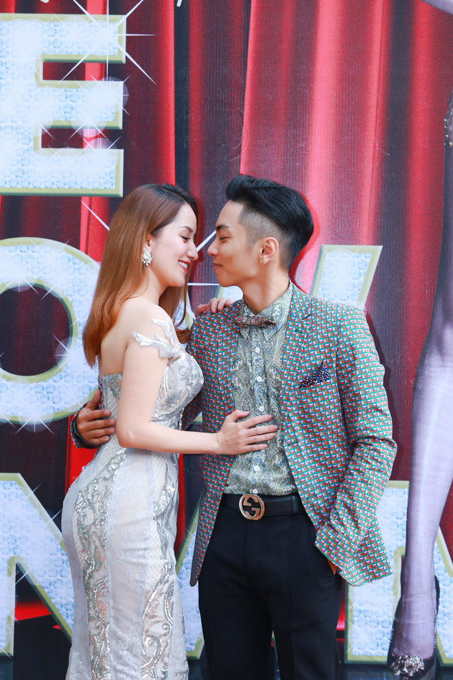 phan hien chi tien ty cho khanh thy lam liveshow