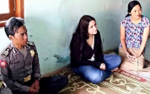 co gai y xinh dep tiet kiem suot 2 nam de bay sang indonesia ket hon voi ban trai quen qua facebook