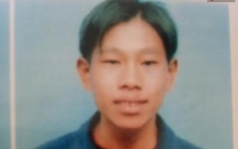 hon 10 nam tron sang lao nam thanh nien sa luoi chi vi not ruoi o mep phai