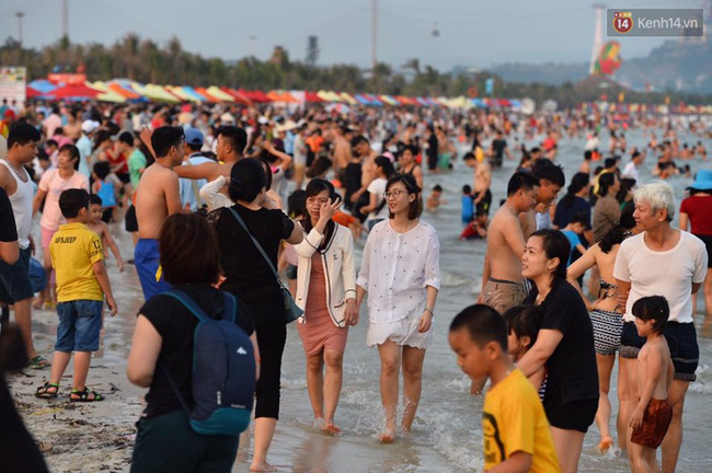 chum anh bai tam ha long dong choang vang trong dip nghi le 304 15