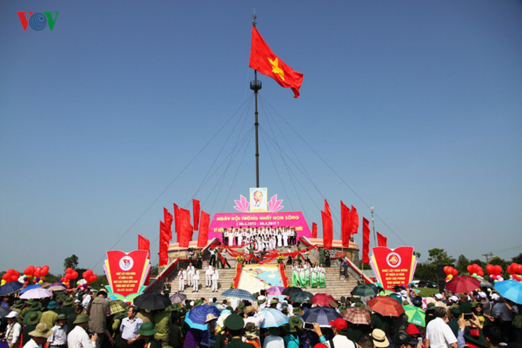 le thuong co thong nhat non song ben bo hien luong ben hai