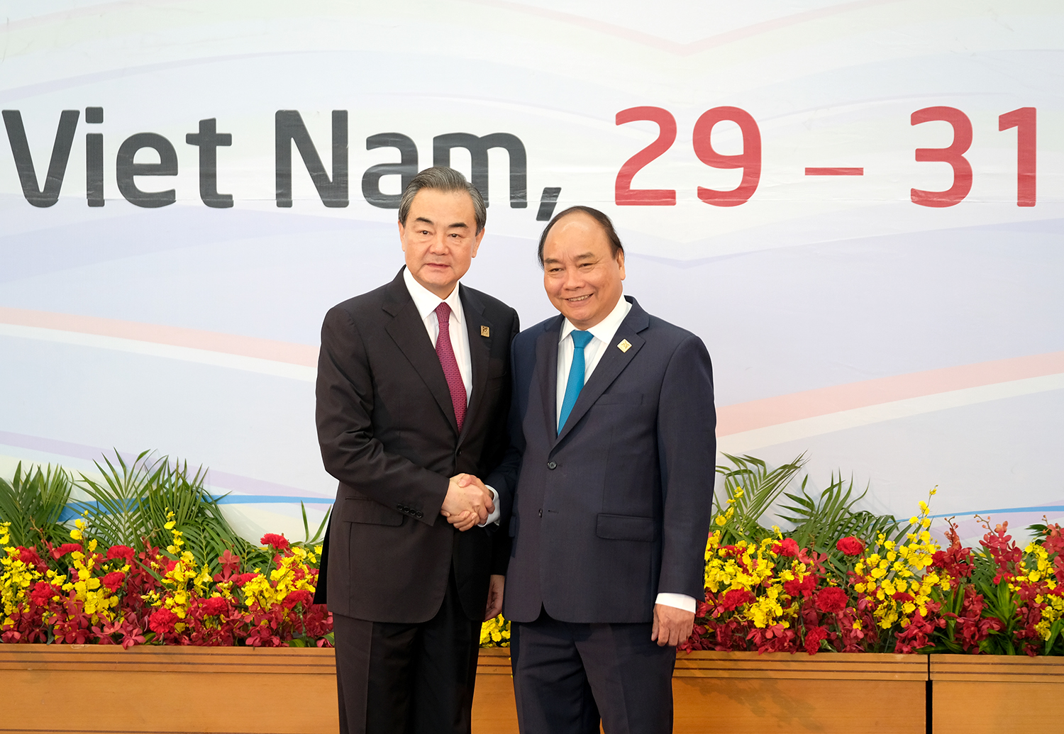 thu tuong chu tri le don cac lanh dao gms