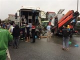 vu va cha m xe cu u ho a vo i xe kha ch luat su de nghi khoi to vu an