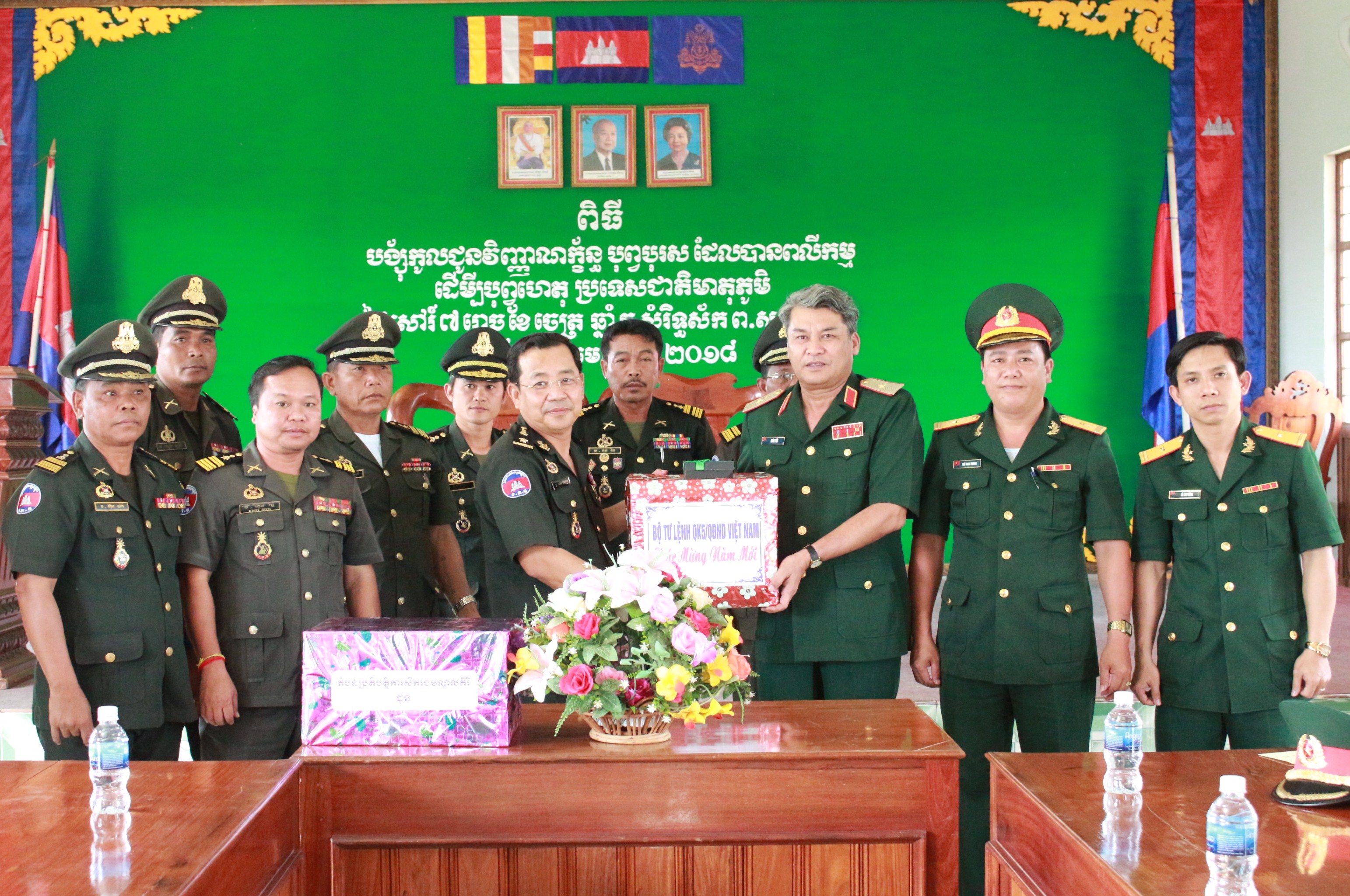 tham tinh huu nghi viet nam lao campuchia