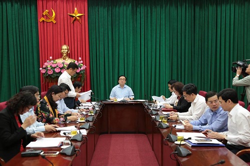 ha noi thanh uy giam 5 uy ban giam 74 ban chi dao