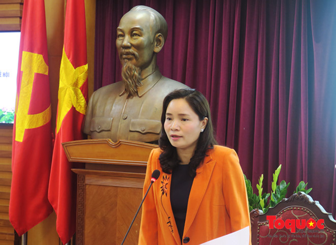 bo vhttdl phai thay doi cach thuc to chuc cac le hoi nong neu khong se de nghi tam dung