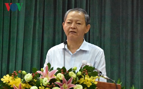 mien nhiem chuc danh pho chu tich ubnd doi voi ong le van khoa